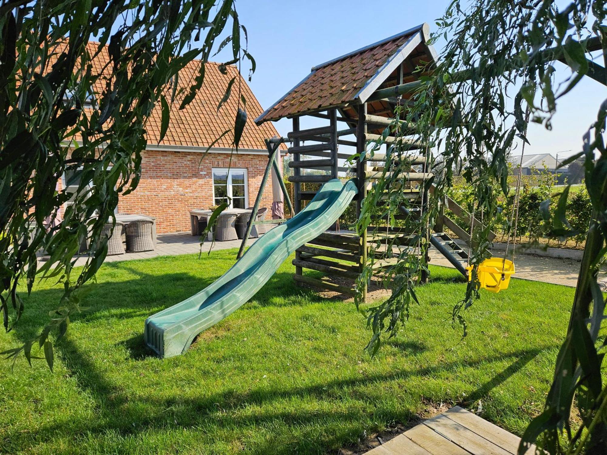 'T Hooghe Licht Bed & Breakfast Zonnebeke Bagian luar foto